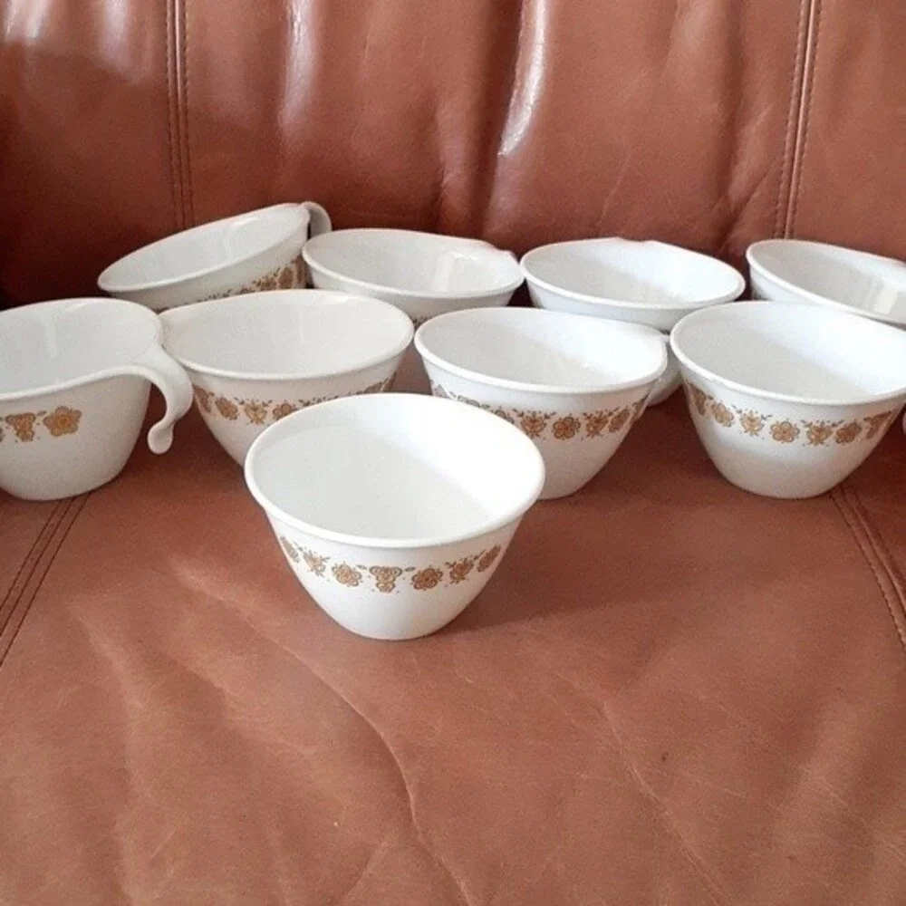 Corelle butterfly gold cup set and sugar bowl. 6 coffee or tea cups vintage